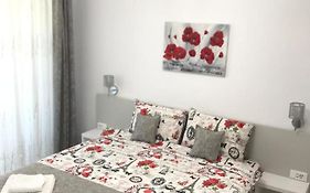 New Aparthotel Floresti